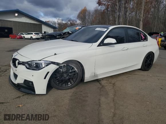 ✅ 2014 BMW 3 Series 328i xDrive • VIN: WBA3B3C53EJ981472 • Лот: 91389655. Опубликован ранее на Copart с пробегом 191 495 миль. Бесплатный доступ к архиву аукционных продаж из США и подробный отчёт об истории автомобиля на DreamBid. Изображение 1.