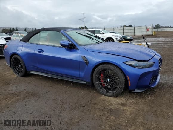 ✅ 2022 BMW M4 Competition xDrive • VIN: WBS33BA04NCJ86672 • Lot: 37588104. Listed on Copart with Not provided. Free auction sales archive from the USA and detailed vehicle history report at DreamBid. Image 4.