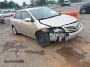 ✅ 2013 Toyota Corolla LE • VIN: 5YFBU4EE9DP205045 • Лот: 43341783. Опубликован ранее на IAAI с пробегом 171 594 миль. Бесплатный доступ к архиву аукционных продаж из США и подробный отчёт об истории автомобиля на DreamBid. Изображение 1.