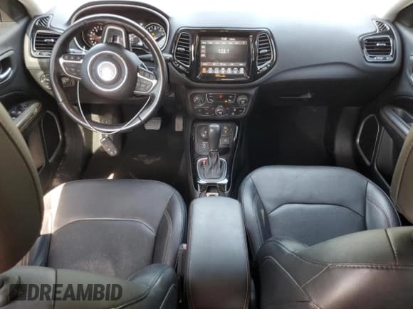 ✅ 2021 Jeep Compass Limited • VIN: 3C4NJDCB9MT538213 • Lot: 84782315. Wystawiony na Copart z przebiegiem 64 439 mil. Bezpłatny archiwum sprzedaży aukcyjnych z USA i szczegółowy raport historii pojazdu na DreamBid. Zdjęcie 8.