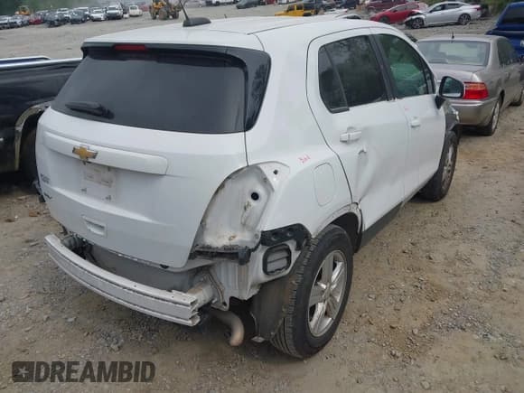 ✅ 2022 Chevrolet Trax LS • VIN: KL7CJKSM6NB526017 • Lot: 42267795. Listed on IAAI with 56,408 mi. Free auction sales archive from the USA and detailed vehicle history report at DreamBid. Image 20.