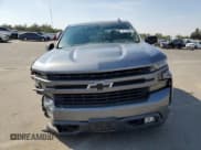 ✅ 2021 Chevrolet Silverado 1500 RST • VIN: 3GCPWDED0MG250677 • Lot: 81416005. Wystawiony na Copart z przebiegiem 61 104 mil. Bezpłatny archiwum sprzedaży aukcyjnych z USA i szczegółowy raport historii pojazdu na DreamBid. Zdjęcie 5.