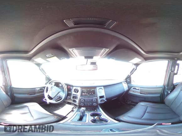 ✅ 2015 Ford Expedition XLT • VIN: 1FMJU1HT6FEF43020 • Lot: 50363135. Wystawiony na Copart z przebiegiem 133 608 mil. Bezpłatny archiwum sprzedaży aukcyjnych z USA i szczegółowy raport historii pojazdu na DreamBid. Zdjęcie 13.