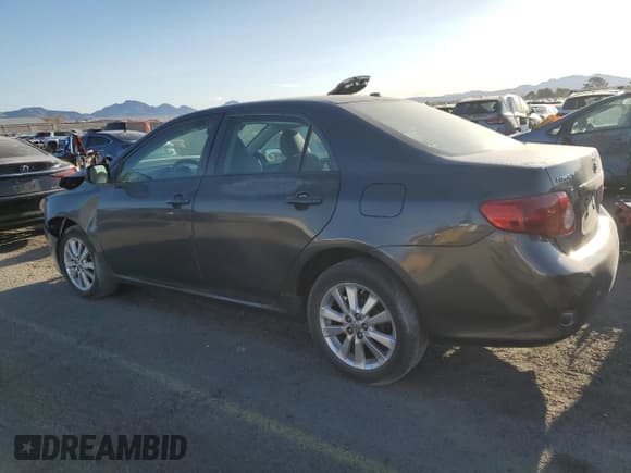✅ 2010 Toyota Corolla • VIN: 2T1BU4EE1AC363990 • Lot: 52001595. Wystawiony na Copart z przebiegiem 244 000 mil. Bezpłatny archiwum sprzedaży aukcyjnych z USA i szczegółowy raport historii pojazdu na DreamBid. Zdjęcie 2.