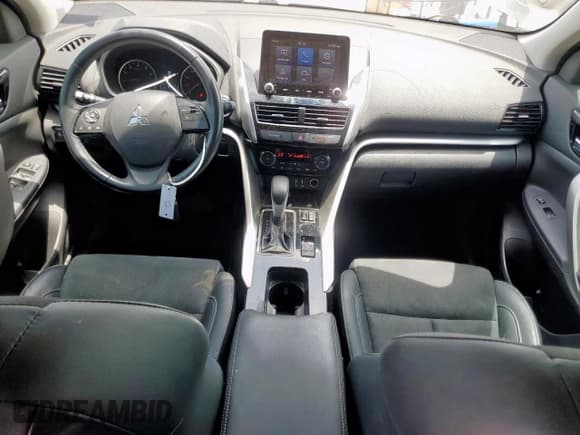 ✅ 2022 Mitsubishi Eclipse Cross SE • VIN: JA4ASWAA4NZ022976 • Лот: 66722515. Опубликован ранее на Copart с пробегом 80 304 миль. Бесплатный доступ к архиву аукционных продаж из США и подробный отчёт об истории автомобиля на DreamBid. Изображение 8.