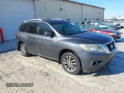 ✅ 2014 Nissan Pathfinder SL • VIN: 5N1AR2MN1EC637623 • Lot: 41428990. Listed on IAAI with 227,301 mi. Free auction sales archive from the USA and detailed vehicle history report at DreamBid. Image 1.