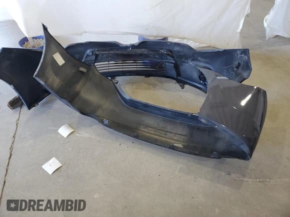 ✅ 2014 Toyota Corolla LE Plus • VIN: 2T1BURHE6EC170202 • Лот: 86694305. Опубликован ранее на Copart с пробегом 162 536 миль. Бесплатный доступ к архиву аукционных продаж из США и подробный отчёт об истории автомобиля на DreamBid. Изображение 13.