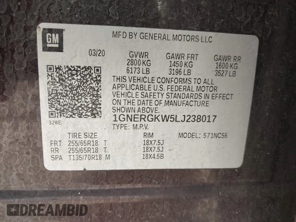 ✅ 2020 Chevrolet Traverse LT Cloth • VIN: 1GNERGKW5LJ238017 • Lot: 43736868. Wystawiony na IAAI z przebiegiem 121 350 mil. Bezpłatny archiwum sprzedaży aukcyjnych z USA i szczegółowy raport historii pojazdu na DreamBid. Zdjęcie 9.