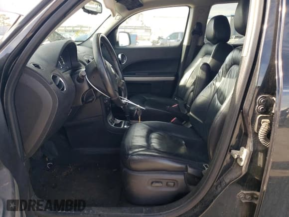 ✅ 2008 Chevrolet HHR LT • VIN: 3GNCA23D98S679007 • Lot: 43424065. Listed on Copart with 245,190 mi. Free auction sales archive from the USA and detailed vehicle history report at DreamBid. Image 7.