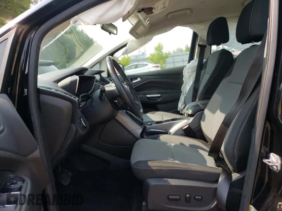 ✅ 2017 Ford C-Max SE • VIN: 1FADP5EU7HL104944 • Lot: 58667355. Wystawiony na Copart z przebiegiem Nie podano. Bezpłatny archiwum sprzedaży aukcyjnych z USA i szczegółowy raport historii pojazdu na DreamBid. Zdjęcie 7.