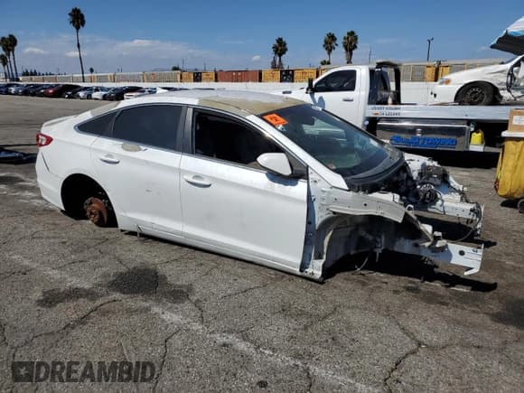 ✅ 2015 Hyundai Sonata SE • VIN: 5NPE24AF2FH167921 • Lot: 83852635. Wystawiony na Copart z przebiegiem Nie podano. Bezpłatny archiwum sprzedaży aukcyjnych z USA i szczegółowy raport historii pojazdu na DreamBid. Zdjęcie 4.