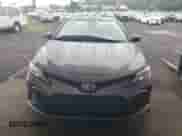 2021 Toyota Camry LE z VIN 4T1C11AK4MU590391, wystawiony jako Copart lot #81238415 z przebiegiem 63 738 mil mil oraz Szkoda całkowita • Salvage title. Historia ofert i sprzedaży dostępna na DreamBid. Obrazek 5.