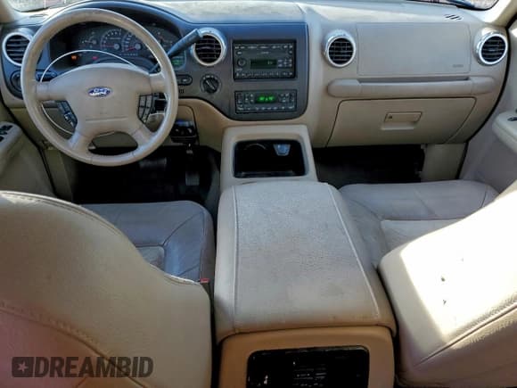 ✅ 2003 Ford Expedition Eddie Bauer • VIN: 1FMFU18L73LC24688 • Лот: 94775865. Опубликован ранее на Copart с пробегом 318 225 миль. Бесплатный доступ к архиву аукционных продаж из США и подробный отчёт об истории автомобиля на DreamBid. Изображение 8.