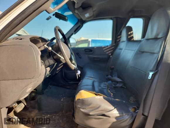 ✅ 2003 Ford F-150 XL • VIN: 1FTRX17243NA81964 • Lot: 86498075. Listed on Copart with 114,588 mi. Free auction sales archive from the USA and detailed vehicle history report at DreamBid. Image 7.
