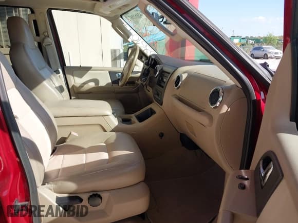 ✅ 2006 Ford Expedition Eddie Bauer • VIN: 1FMPU175X6LA62423 • Lot: 43861047. Wystawiony na IAAI z przebiegiem 156 296 mil. Bezpłatny archiwum sprzedaży aukcyjnych z USA i szczegółowy raport historii pojazdu na DreamBid. Zdjęcie 5.