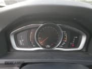 ✅ 2018 Volvo V60 • VIN: YV440MWK8J2056112 • Лот: 68366383. Опубликован ранее на Copart с пробегом 51 691 миль. Бесплатный доступ к архиву аукционных продаж из США и подробный отчёт об истории автомобиля на DreamBid. Изображение 9.