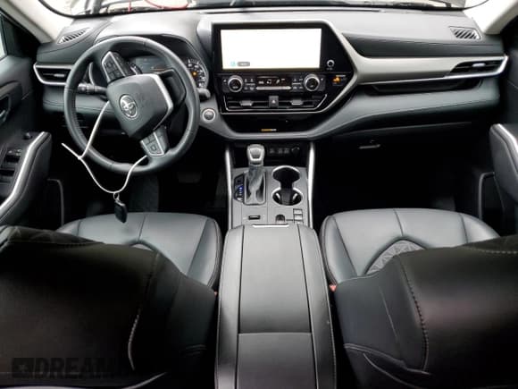 ✅ 2024 Toyota Highlander Hybrid XLE • VIN: 5TDKBRCH7RS625577 • Lot: 90079415. Wystawiony na Copart z przebiegiem 36 663 mil. Bezpłatny archiwum sprzedaży aukcyjnych z USA i szczegółowy raport historii pojazdu na DreamBid. Zdjęcie 8.