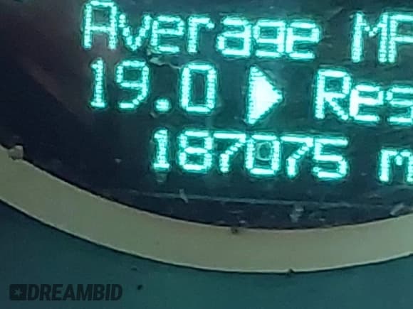 ✅ 2014 Dodge Challenger SXT Plus • VIN: 2C3CDYAGXEH184866 • Lot: 43185303. Listed on IAAI with 187,075 mi. Free auction sales archive from the USA and detailed vehicle history report at DreamBid. Image 15.