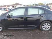 ✅ 2023 Toyota Corolla Hybrid LE • VIN: JTDBDMHE6PJ003512 • Lot: 43488302. Wystawiony na IAAI z przebiegiem 54 592 mil. Bezpłatny archiwum sprzedaży aukcyjnych z USA i szczegółowy raport historii pojazdu na DreamBid. Zdjęcie 14.