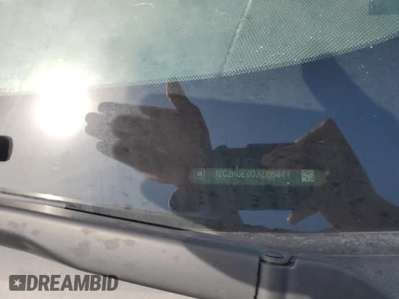 ✅ 2018 Chevrolet Silverado 2500HD Work Truck • VIN: 1GC2KUEG0JZ155449 • Лот: 58970455. Опубликован ранее на Copart с пробегом 186 329 миль. Бесплатный доступ к архиву аукционных продаж из США и подробный отчёт об истории автомобиля на DreamBid. Изображение 12.