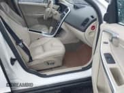 ✅ 2010 Volvo XC60 3.2L • VIN: YV4982DZ4A2103154 • Lot: 42974095. Wystawiony na IAAI z przebiegiem 215 576 mil. Bezpłatny archiwum sprzedaży aukcyjnych z USA i szczegółowy raport historii pojazdu na DreamBid. Zdjęcie 5.