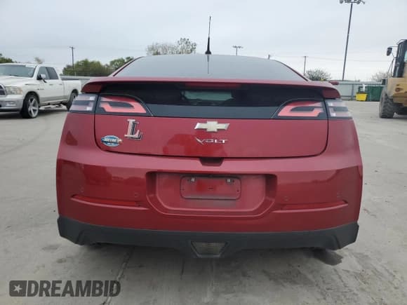 ✅ 2013 Chevrolet Volt • VIN: 1G1RA6E46DU110383 • Lot: 79269444. Wystawiony na Copart z przebiegiem 103 430 mil. Bezpłatny archiwum sprzedaży aukcyjnych z USA i szczegółowy raport historii pojazdu na DreamBid. Zdjęcie 6.