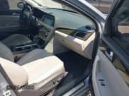 ✅ 2016 Hyundai Sonata Sport • VIN: 5NPE34AF5GH411821 • Lot: 42940356. Listed on IAAI with 112,838 mi. Free auction sales archive from the USA and detailed vehicle history report at DreamBid. Image 5.