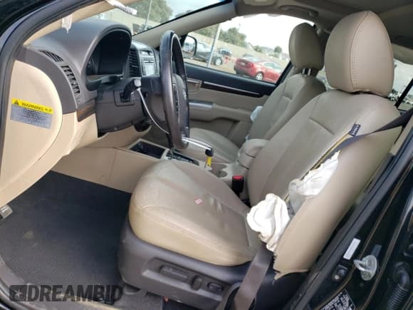 ✅ 2011 Hyundai Santa Fe Limited • VIN: 5XYZK4AG2BG002723 • Lot: 76418934. Listed on Copart with 123,592 mi. Free auction sales archive from the USA and detailed vehicle history report at DreamBid. Image 7.