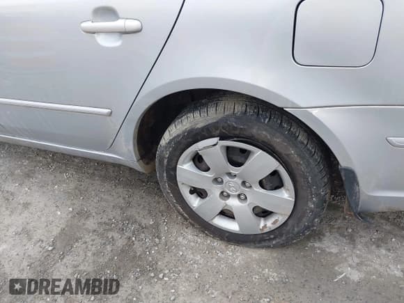 ✅ 2010 Hyundai Sonata GLS • VIN: 5NPET4AC4AH648068 • Лот: 41386151. Опубликован ранее на IAAI с пробегом 116 550 миль. Бесплатный доступ к архиву аукционных продаж из США и подробный отчёт об истории автомобиля на DreamBid. Изображение 19.