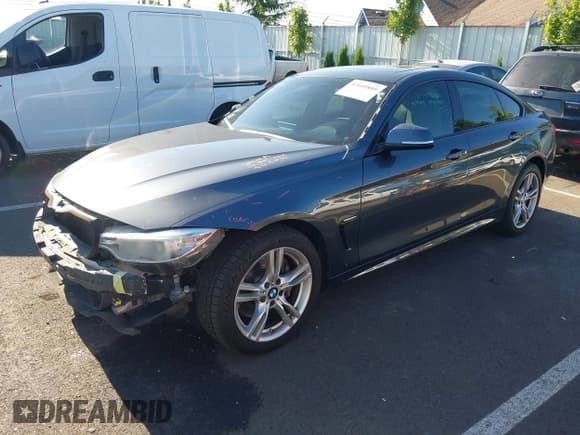 ✅ 2017 BMW 4 Series 430i xDrive • VIN: WBA4F9C37HG812518 • Lot: 42609889. Wystawiony na IAAI z przebiegiem 121 143 mil. Bezpłatny archiwum sprzedaży aukcyjnych z USA i szczegółowy raport historii pojazdu na DreamBid. Zdjęcie 2.