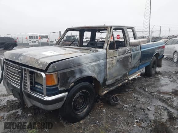 ✅ 1991 Ford F-250 • VIN: 1FTHX25M1MKB15254 • Lot: 43087822. Listed on IAAI with Not provided. Free auction sales archive from the USA and detailed vehicle history report at DreamBid. Image 6.