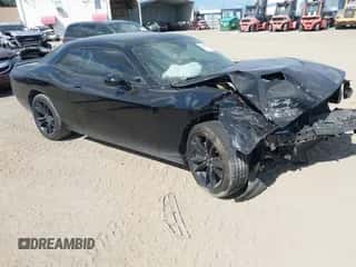 2018 Dodge Challenger SXT z VIN 2C3CDZAGXJH118706, wystawiony jako IAAI lot #43459989 z przebiegiem 120 555 mil mil oraz . Historia ofert i sprzedaży dostępna na DreamBid. Obrazek 1.