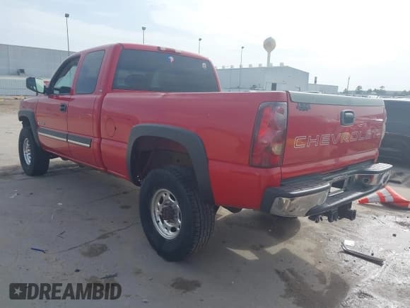✅ 2003 Chevrolet Silverado 2500HD LS • VIN: 1GCHC29U13E267828 • Lot: 42712108. Listed on IAAI with 217,111 mi. Free auction sales archive from the USA and detailed vehicle history report at DreamBid. Image 3.