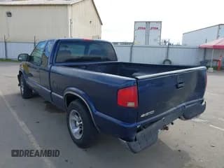 ✅ 2002 Chevrolet S-10 LS • VIN: 1GCCS19W428252973 • Лот: 41697838. Опубликован ранее на IAAI с пробегом 175 973 миль. Бесплатный доступ к архиву аукционных продаж из США и подробный отчёт об истории автомобиля на DreamBid. Изображение 3.