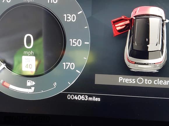 ✅ 2025 Land Rover Range Rover Velar Dynamic SE • VIN: SALYL2EX7SA391827 • Lot: 41430644. Listed on IAAI with 4,063 mi. Free auction sales archive from the USA and detailed vehicle history report at DreamBid. Image 15.