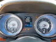 ✅ 2014 Chrysler 300 • VIN: 2C3CCAAG5EH119076 • Lot: 85536685. Wystawiony na Copart z przebiegiem 200 675 mil. Bezpłatny archiwum sprzedaży aukcyjnych z USA i szczegółowy raport historii pojazdu na DreamBid. Zdjęcie 9.