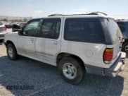 ✅ 1997 Ford Explorer XL • VIN: 1FMDU32E3VZB49226 • Lot: 73610834. Wystawiony na Copart z przebiegiem 236 649 mil. Bezpłatny archiwum sprzedaży aukcyjnych z USA i szczegółowy raport historii pojazdu na DreamBid. Zdjęcie 2.