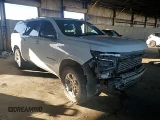 ✅ 2023 Chevrolet Suburban Premier • VIN: 1GNSKFKD8PR466794 • Lot: 80722794. Wystawiony na Copart z przebiegiem Nie podano. Bezpłatny archiwum sprzedaży aukcyjnych z USA i szczegółowy raport historii pojazdu na DreamBid. Zdjęcie 4.