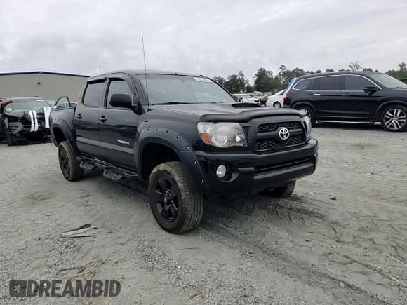 ✅ 2011 Toyota Tacoma • VIN: 5TFLU4EN5BX004763 • Lot: 82220995. Listed on Copart with 137,354 mi. Free auction sales archive from the USA and detailed vehicle history report at DreamBid. Image 14.