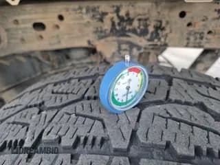 ✅ 2017 Chevrolet Silverado 2500HD Work Truck • VIN: 1GC1CUEG3HF174940 • Lot: 42521071. Wystawiony na IAAI z przebiegiem 180 774 mil. Bezpłatny archiwum sprzedaży aukcyjnych z USA i szczegółowy raport historii pojazdu na DreamBid. Zdjęcie 1.