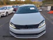 ✅ 2018 Volkswagen Jetta SE • VIN: 3VWDB7AJ7JM260239 • Lot: 43623592. Wystawiony na IAAI z przebiegiem 45 222 mil. Bezpłatny archiwum sprzedaży aukcyjnych z USA i szczegółowy raport historii pojazdu na DreamBid. Zdjęcie 12.