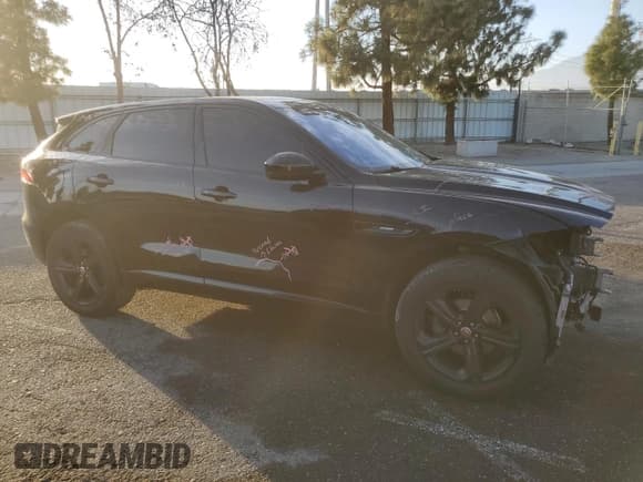 ✅ 2020 Jaguar F-Pace 25t R-Sport • VIN: SADCL2FX7LA628001 • Лот: 45998805. Опубликован ранее на Copart с пробегом 88 034 миль. Бесплатный доступ к архиву аукционных продаж из США и подробный отчёт об истории автомобиля на DreamBid. Изображение 4.