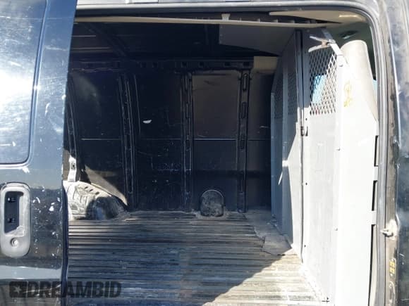 ✅ 2011 Chevrolet Express Cargo • VIN: 1GCWGFCG6B1129567 • Lot: 41596427. Listed on IAAI with 144,387 mi. Free auction sales archive from the USA and detailed vehicle history report at DreamBid. Image 8.