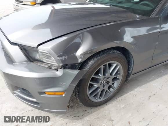 2014 Ford Mustang V6 с VIN 1ZVBP8EM7E5246694, выставлен на аукционе IAAI как лот 43213482 с пробегом 204 803 миль миль и . История ставок и продаж доступна на DreamBid. Изображение 17.