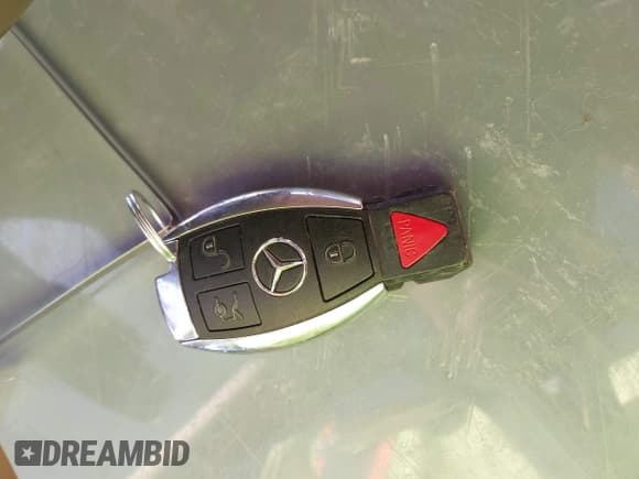 ✅ 2010 Mercedes-Benz M 350 • VIN: 4JGBB5GB1AA581247 • Lot: 43666756. Listed on IAAI with 169,065 mi. Free auction sales archive from the USA and detailed vehicle history report at DreamBid. Image 11.