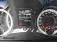 2024 Ram 1500 SLT z VIN 1C6RR6GG4RS123036, wystawiony jako IAAI lot #42356146 z przebiegiem 38 557 mil mil oraz . Historia ofert i sprzedaży dostępna na DreamBid. Obrazek 7.