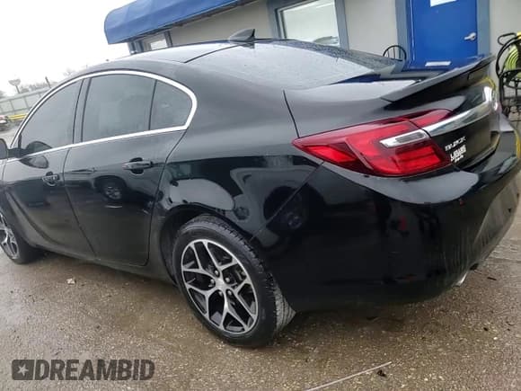 ✅ 2017 Buick Regal Sport Touring • VIN: 2G4GL5EX9H9186434 • Lot: 52001885. Listed on Copart with 80,707 mi. Free auction sales archive from the USA and detailed vehicle history report at DreamBid. Image 11.