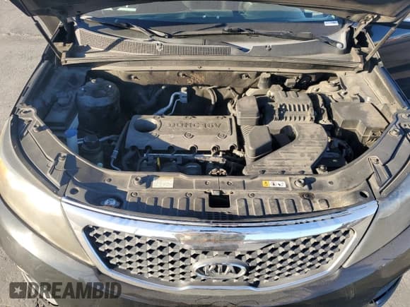 ✅ 2013 Kia Sorento LX • VIN: 5XYKT3A13DG390360 • Lot: 92222695. Listed on Copart with 224,000 mi. Free auction sales archive from the USA and detailed vehicle history report at DreamBid. Image 11.