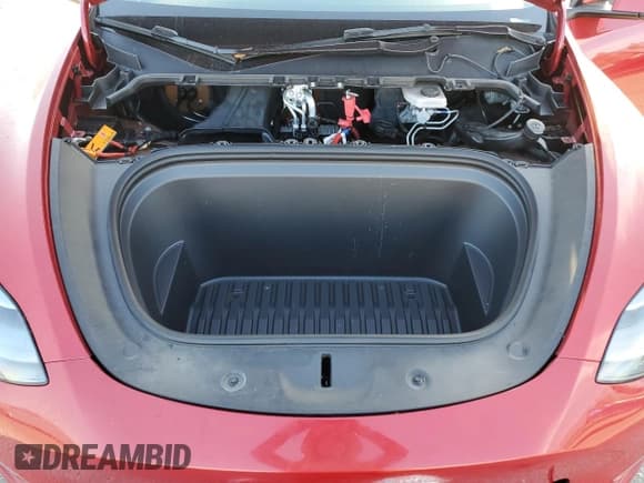 ✅ 2022 Tesla Model Y Performance • VIN: 7SAYGDEF3NF466696 • Lot: 91127865. Listed on Copart with 25,594 mi. Free auction sales archive from the USA and detailed vehicle history report at DreamBid. Image 11.