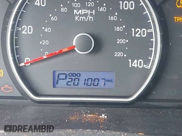 2010 Hyundai Elantra SE with VIN KMHDU4AD9AU859754, listed as a IAAI auction lot 41897892 with 201,007 mi miles and . Bid and sale history available at DreamBid. Image 7.